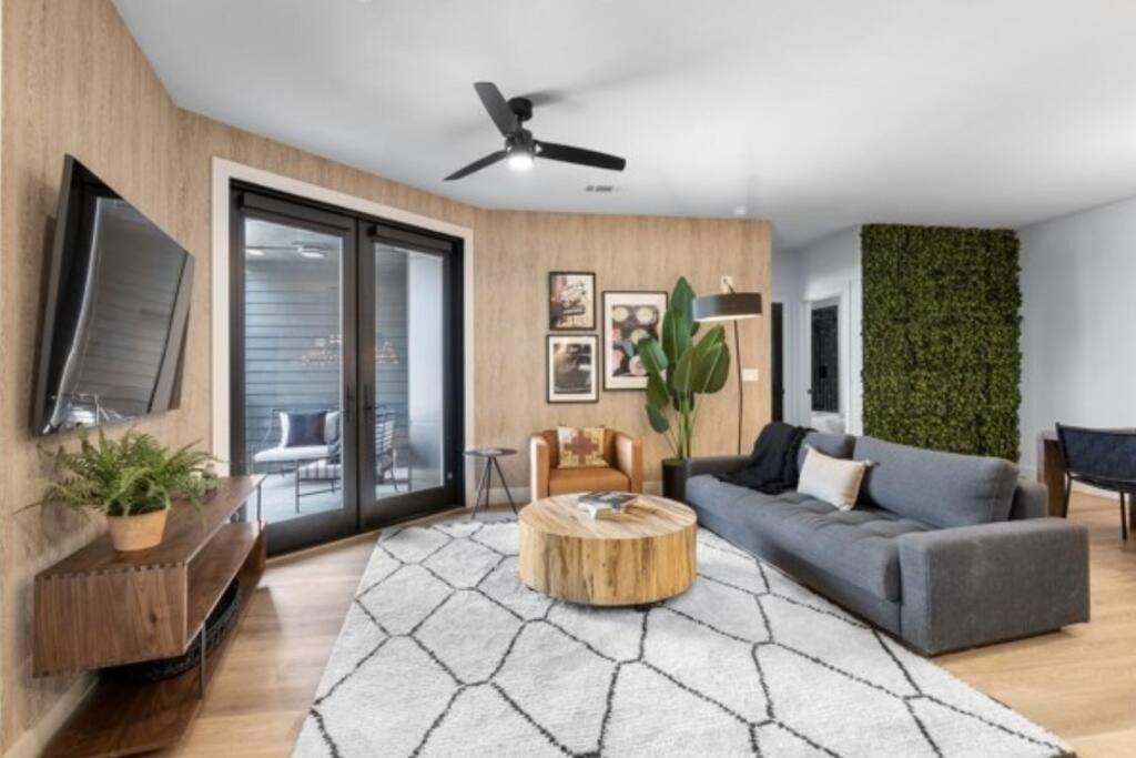 Electric - Odyssey -top Floor West End 2 Bedroom - Minutes To Broadway Apartamento *