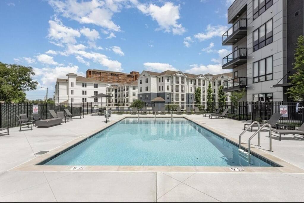Electric - Odyssey -top Floor West End 2 Bedroom - Minutes To Broadway Apartamento Nashville